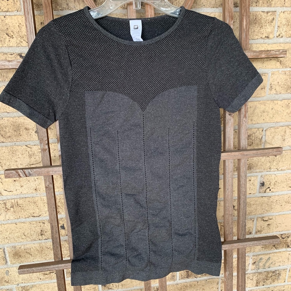 Fabletics Delta Seamless Top In Dark Gray - image 2